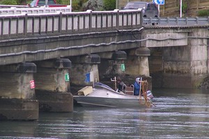 Divers inspecting the Riverton bridge this morning